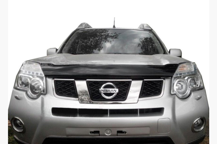 Nissan X-trail T31 2007–2014 Deflektor pokrova motorja (SIM) Image