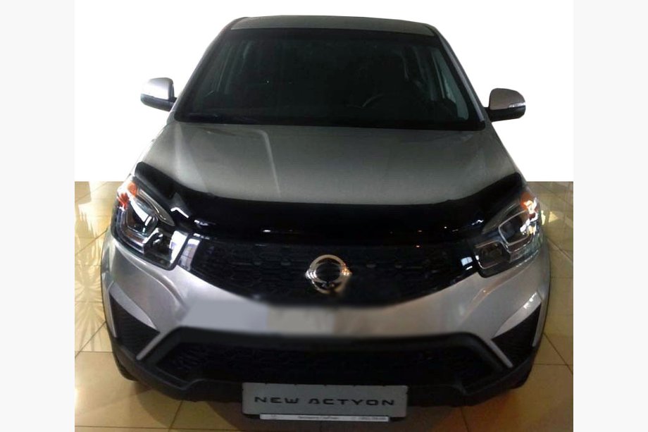 SsangYong Korando 2010–2019 Deflektor pokrova motorja 2013+ (SIM) Image
