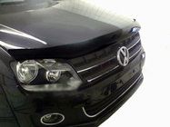Volkswagen Amarok 2010–2022 Deflektor pokrova motorja (SIM) fotografija 1