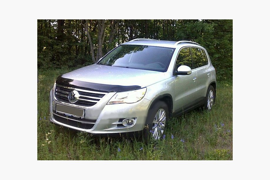 Volkswagen Tiguan 2007–2016 Deflektor pokrova motorja (SIM) Image