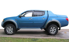 Mitsubishi L200 2006–2015 Deflektorji oken (4 kosi, SIM) fotografija 1