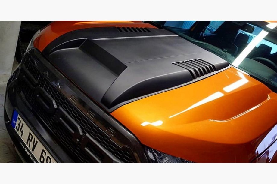 Ford Ranger 2011–2022 Deflektor pokrova motorja V1 (ABS) Image