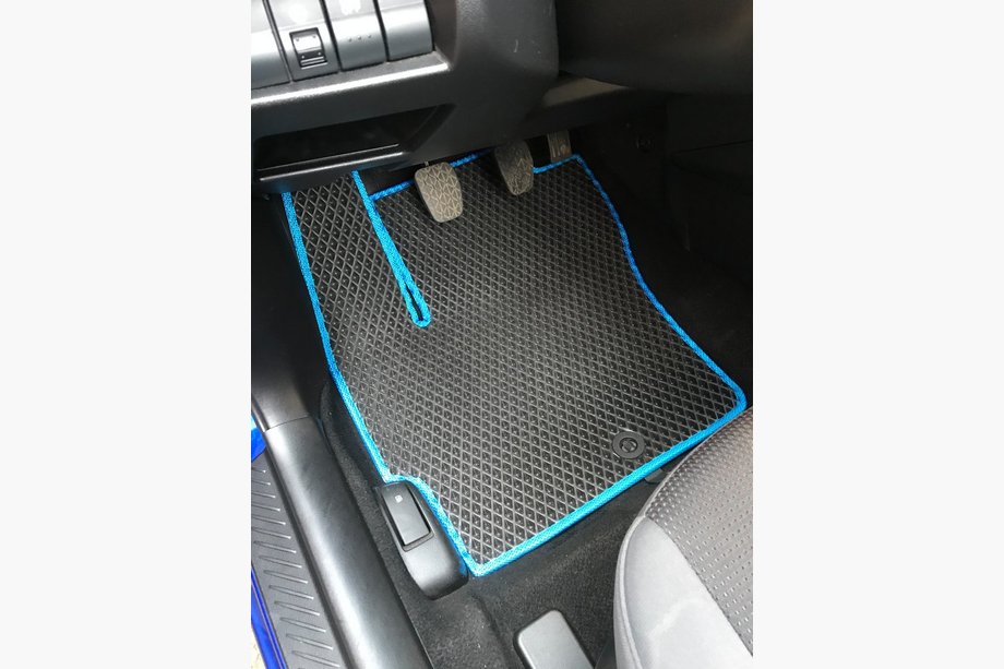 Mazda 3 2003–2009 EVA avtomobilske preproge (črne) Image