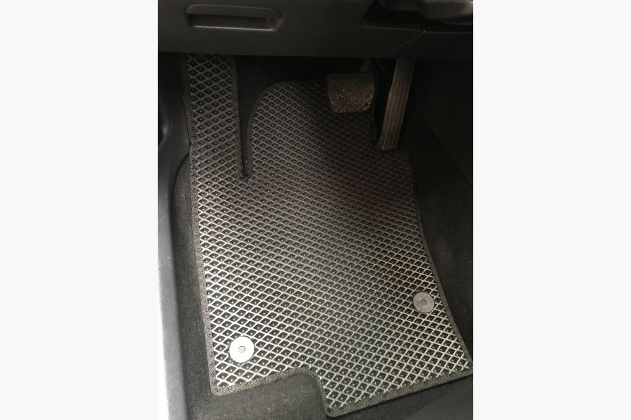 Volkswagen Tiguan 2007–2016 EVA avtomobilske preproge (črne) Image