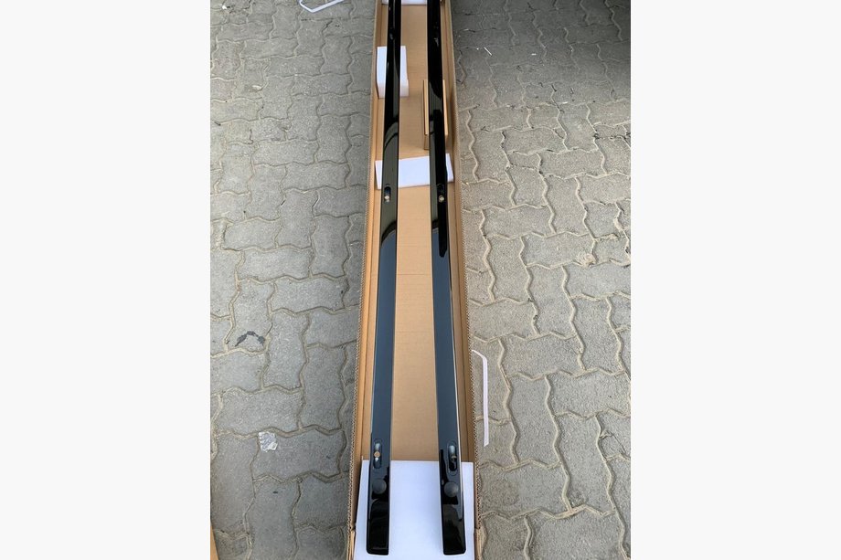 Toyota Land Cruiser Prado 150 2009–2023 Strešne letve v dizajnu Lexus (2 kos, črne) Image