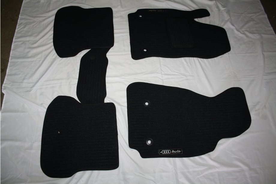 Audi 80/90 1987–1996 Tekstilni tepihi za notranjost (Corona) Image