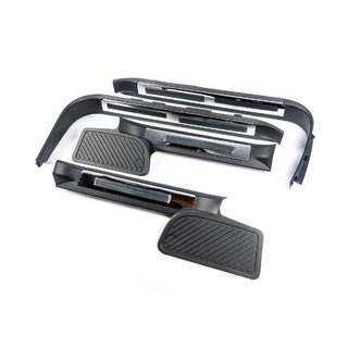 Plastične obloge pragov z osvetlitvijo (črne) Toyota Land Cruiser 200 2007–2021 fotografija 1