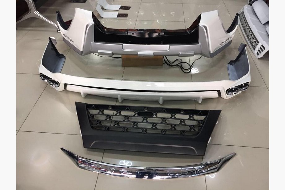Toyota Fortuner 2015– Komplet body kita (TRD) Image