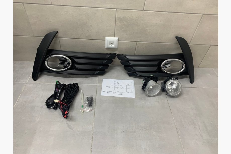 Toyota Corolla 2013–2019 Meglenke 2017-2019 (halogenske) Image