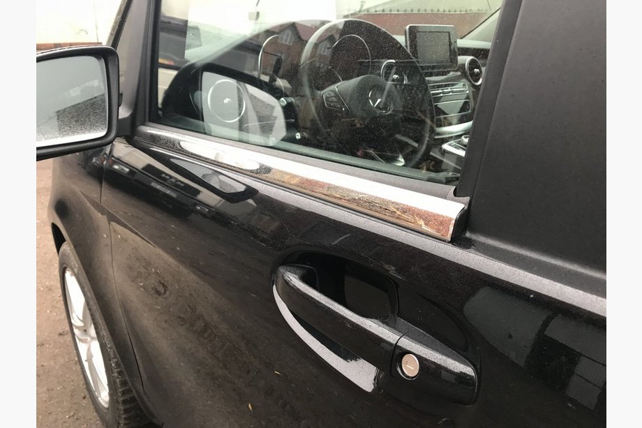 Mercedes Vito/V-razred W447 2014– Spodnje okenske letve (2 kos, nerjaveče jeklo) Carmos - turško nerjaveče jeklo Image