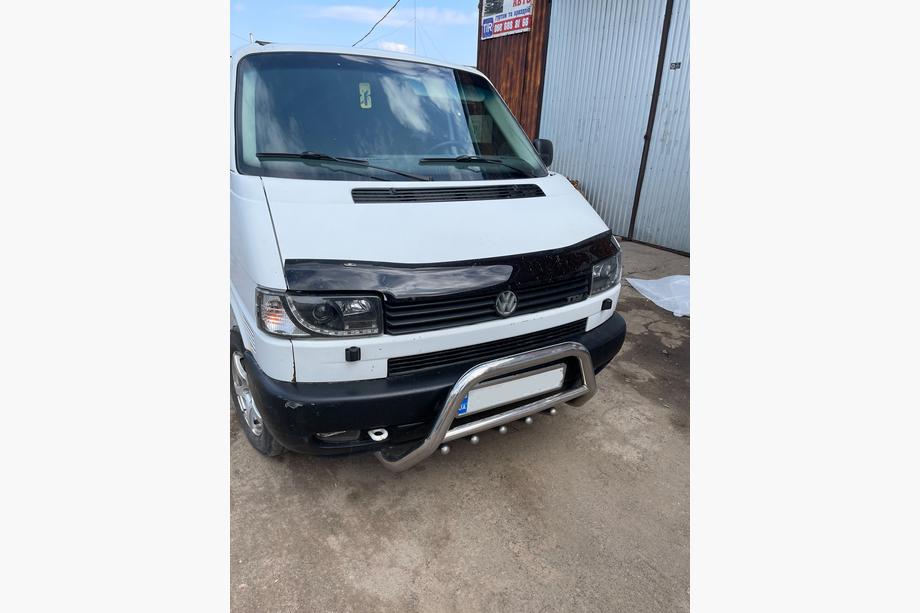 Volkswagen T4 Caravelle/Multivan 1990–2003 Deflektor pokrova motorja (ravni žarometi) (HIC) Image