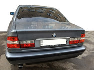 BMW serija 5 E34 1988–1995 Kromirana letvica nad registrsko tablico (nerjavno jeklo) fotografija 1