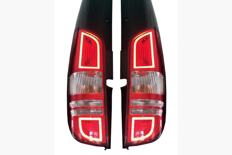 Mercedes Viano 2004–2014 Ekskluzivno! Zadnje luči z LED pozicijskimi lučmi Image