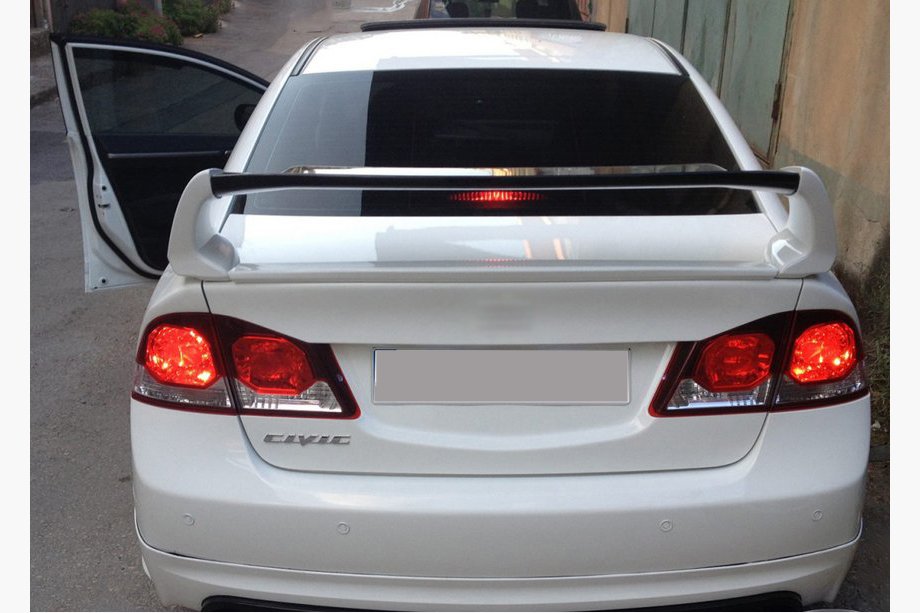 Honda Civic Sedan VIII 2006–2011 Spojler RR-Type (za barvanje) Fotografija 5