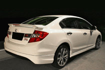 Honda Civic Sedan IX 2011–2016 Spojler Isikli za barvanje fotografija 1