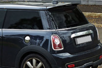 Mini Clubman R55/R56 2007–2014 Kromirana letvica nad registrsko tablico R56 (nerjavno jeklo) fotografija 1