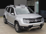 Dacia Duster 2008–2018 Deflektor pokrova motorja EuroCap fotografija 1