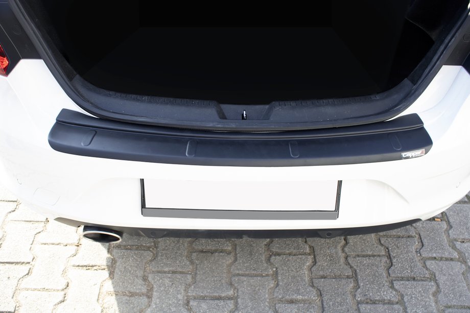 Renault Megane IV 2016–2025 Obloga zadnjega odbijača EuroCap (Sedan, ABS) Fotografija 1