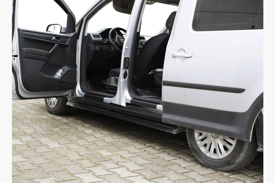 Volkswagen Caddy 2015–2020 Obloge vratnih pragov EuroCap (2 kos, ABS) Image