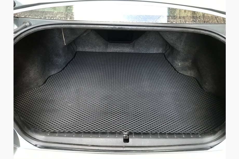 Mitsubishi Galant 2003–2012 Podloga prtljažnika (EVA, črna) Image
