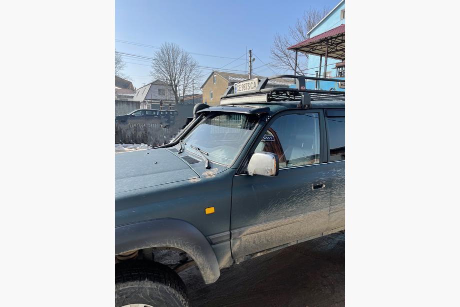 Toyota Land Cruiser 80 1990–1997 Senčnik za vetrobransko steklo Image