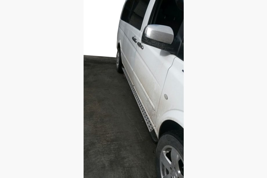 Mercedes Vito W639 2004–2014 Stranski pragovi Dot-line (2 kos, aluminij) Image