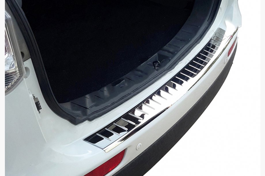 Mitsubishi Outlander 2012–2021 Zaščitna letev zadnjega odbijača OmsaLine (2012-2015, nerjavno jeklo) Image