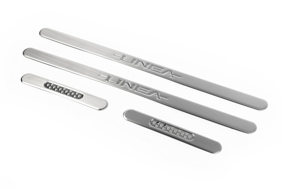 Fiat Linea 2006–2018 Zaščitne letve pragov OmsaLine (4 kosi, inox) Fotografija 1