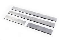 Jeep Cherokee/Liberty 2007–2013 Nerjaveče letve pragov Carmos V2 (4 kos, inox) fotografija 1