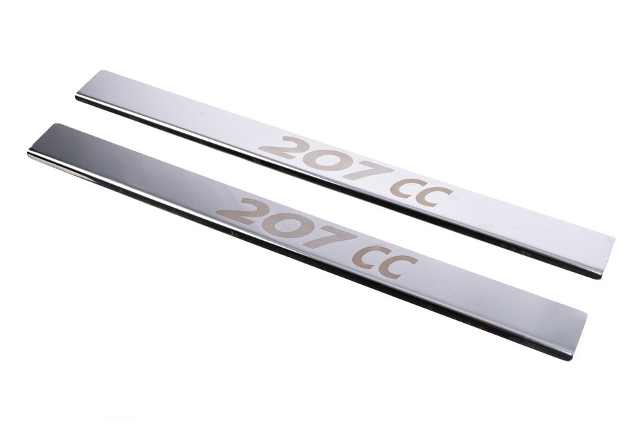 Peugeot 207 2006–2014 Zaščitne letve pragov Carmos (2 kos, nerj.) Image