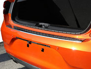 Renault Clio V 2019– Nerjaveča zaščitna letev za zadnji odbijač fotografija 1