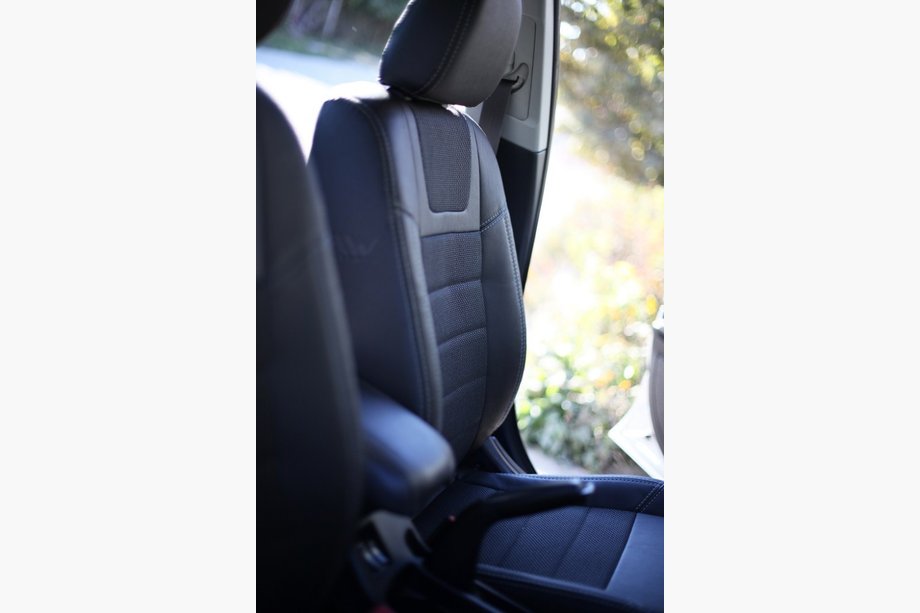 Mitsubishi Lancer X 2008– Avto sedežne prevleke SoyuzAuto Dynamic Image