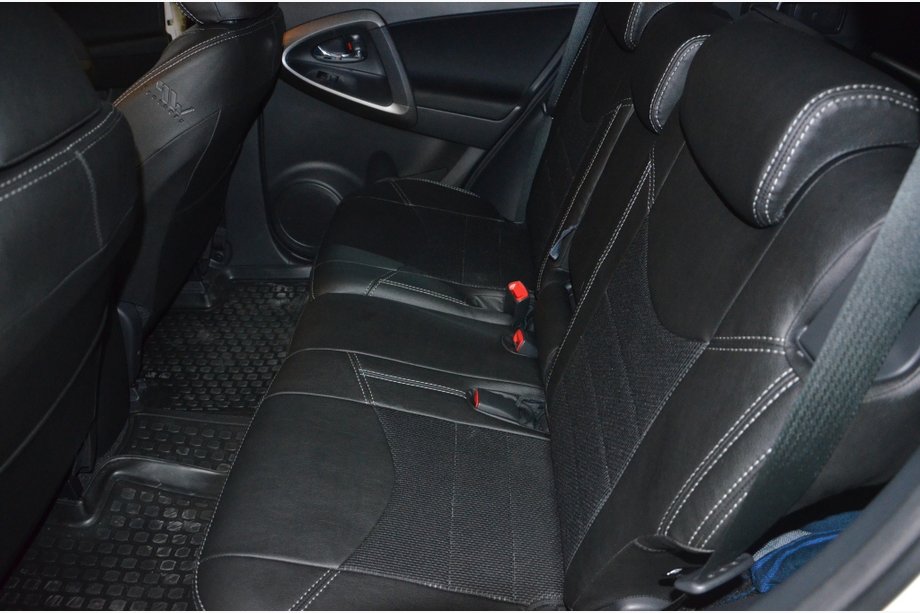 Toyota Rav 4 2006–2013 Avto sedežne prevleke SoyuzAuto Dynamic Image
