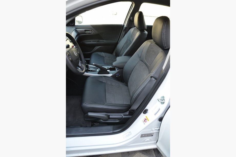 Honda Accord IX 2013–2017 Prevleke za avtomobilske sedeže Alcantara ↗ umetno usnje Image