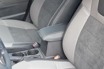 Toyota Corolla 2013–2019 Prevleke za avtomobilske sedeže Elite (umetno usnje ↗ imitacija alkantare) fotografija 2