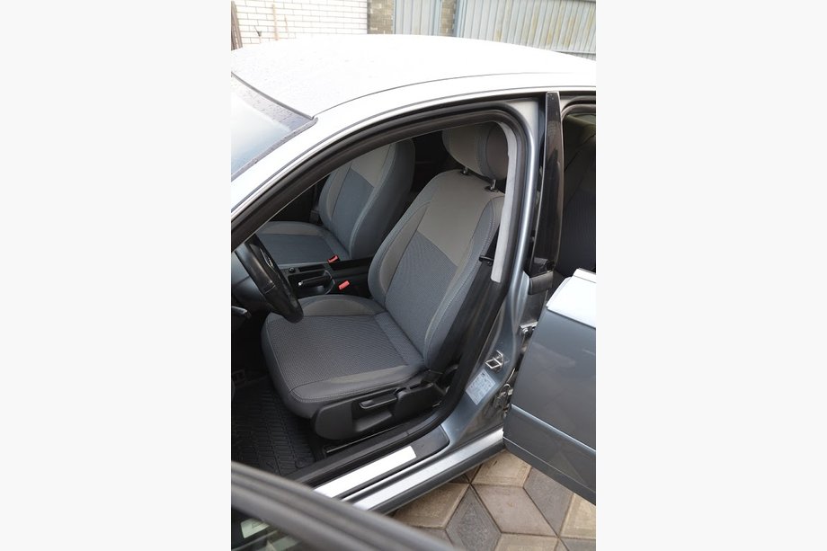 Audi A4 B7 2004–2008 Prevleke za avtosedeže (umetno usnje↗tkanina) Image