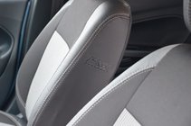 Ford Fiesta 2008–2017 Novost! Avtosedežne prevleke iz eko usnja (2013↗) Brothers Premium fotografija 2