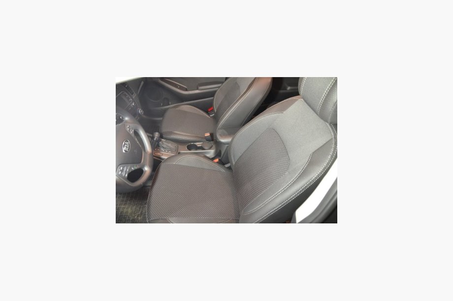 Kia Cerato 3 2013–2018 Novost! Modelno prilegajoče prevleke za sedeže iz eko usnja Brothers Premium Image