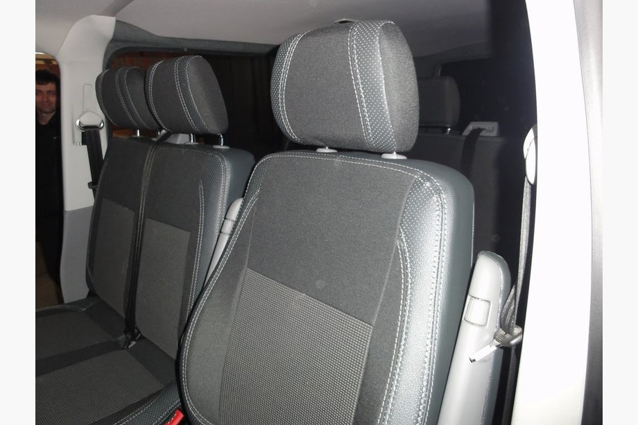 Volkswagen T5 Multivan 2003–2010 Avtoprevleke (umetno usnje↗tkanina, Premium) Image