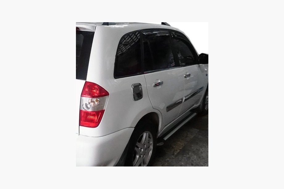 Chery Tiggo 1 2005–2016 Okrasna obloga pokrova rezervoarja (Omsa, nerjavno jeklo) Image