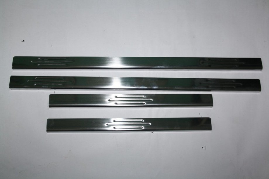 Chevrolet Lacetti 2003–2024 Ozke letve za pragove (4 kosi, nerjavno jeklo) Image