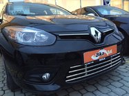 Renault Fluence 2009–2016 Enodelna mrežica v odbijaču (2013-2016, nerjavno jeklo) fotografija 2
