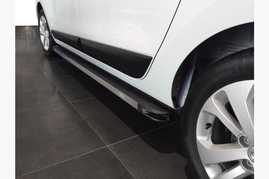 Volkswagen T5 Transporter 2003–2010 Stranske stopnice Maya V1 (2 kosa, aluminij) Image