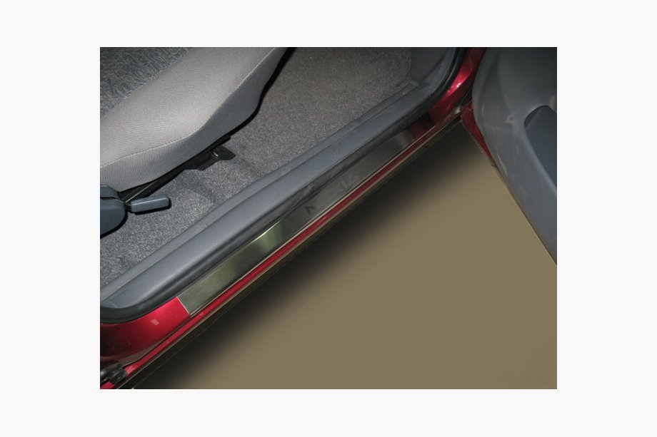 Daewoo Nexia 1995–2016 Nataniko obloge pragov (4 kosi, nerjavno jeklo) Standard – lepilni trak Lohmann, 0,5 mm Image