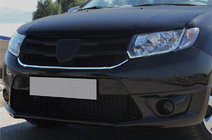 Renault Sandero 2013–2022 Nerjaveče letve za masko fotografija 1