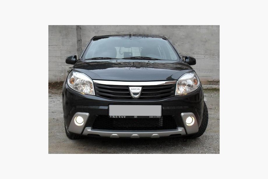 Dacia Sandero 2007–2013 Nastavki za sprednji odbijač – lip spojler (3 kosi, za lakiranje) Image