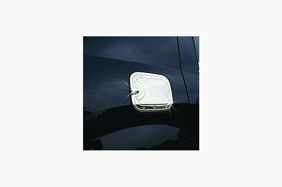 Renault Logan I 2005–2008 Okrasna obloga vratc rezervoarja (nerjavno jeklo) Image