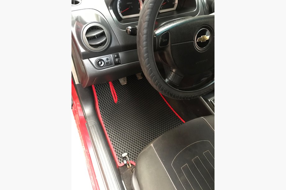 Chevrolet Aveo T200 2002–2008 EVA avtomobilske preproge (črne) Image