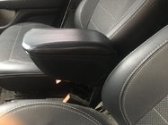 Fiat Doblo I 2005–2010 Naslon za roko (na vodilo sedeža) fotografija 1
