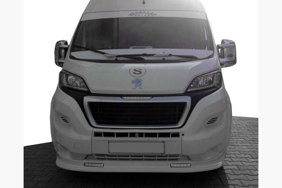 Fiat Ducato 2006–2025 Sprednji lip spojler odbijača 2014↗︎ (ozek z LED, za lakiranje) Image